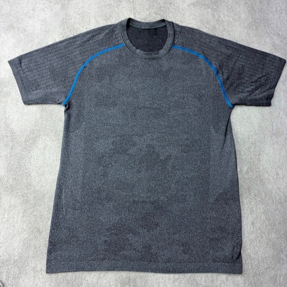 Lululemon Metal Vent Tech Tee T-Shirt Gym Athletic Gray Blue Training Men's M
